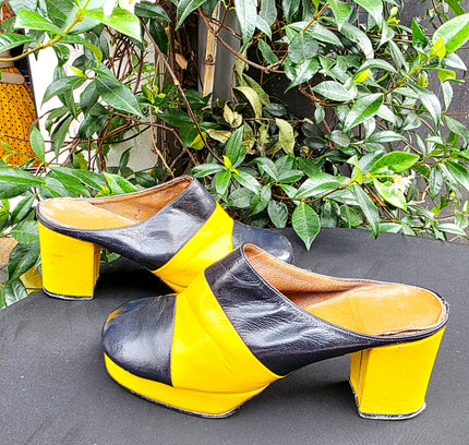 Authentic Vintage 1970s Color-Block Leather Platform Mule Heel Slides - Rare 70s - Yatva