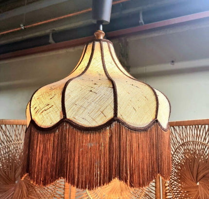 Authentic Vintage 1970s "Rise & Fall" Scalloped Pendant Lamp - Yatva