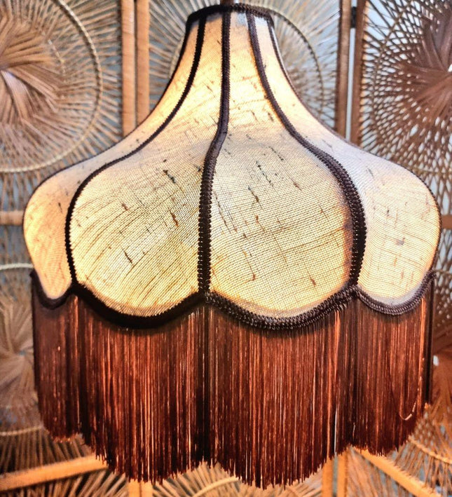 Authentic Vintage 1970s "Rise & Fall" Scalloped Pendant Lamp - Yatva