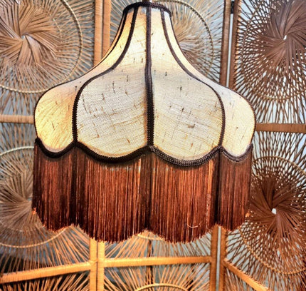 Authentic Vintage 1970s "Rise & Fall" Scalloped Pendant Lamp - Yatva