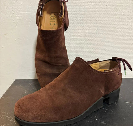 Bend - it slip on shoes - Yatva