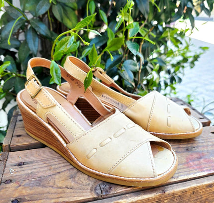 Brand New 1970s Vintage Deadstock Doreal Izegem Wedge Sandals Shoes - Yatva