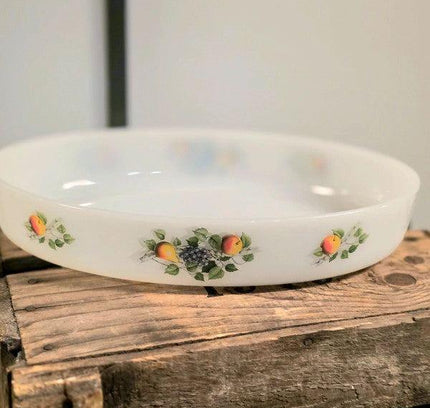 Brand new 70s Arcopal Fruits de France oval baking dish - Yatva