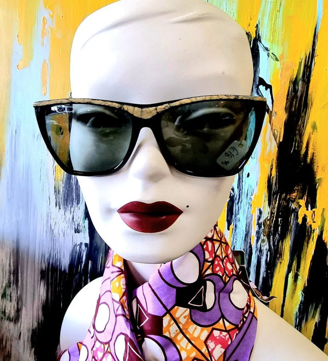 Brand New 80s Deadstock Vintage Polaroid Sunglasses - Yatva