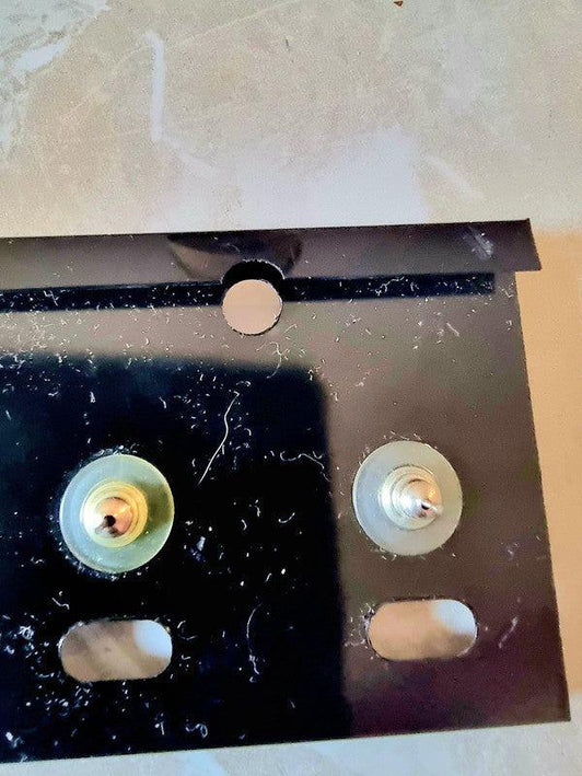 Brand New 80s Pierced Earrings - Yatva