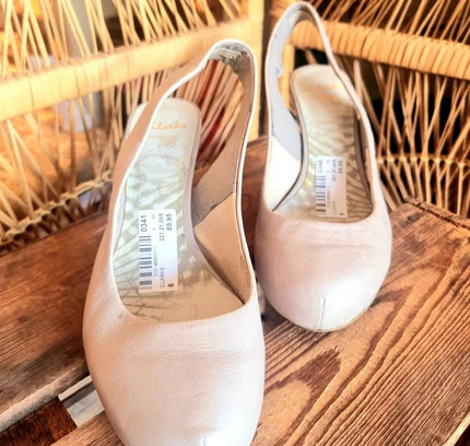 Brand New Clarks Slip On Shoes - Yatva