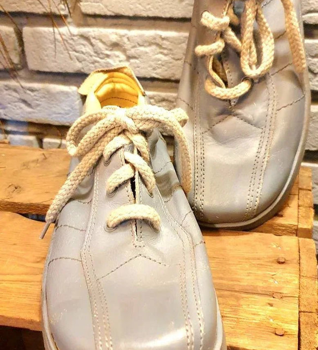 Brand New Deadstock Vintage 70's Tempo Trainer - Yatva