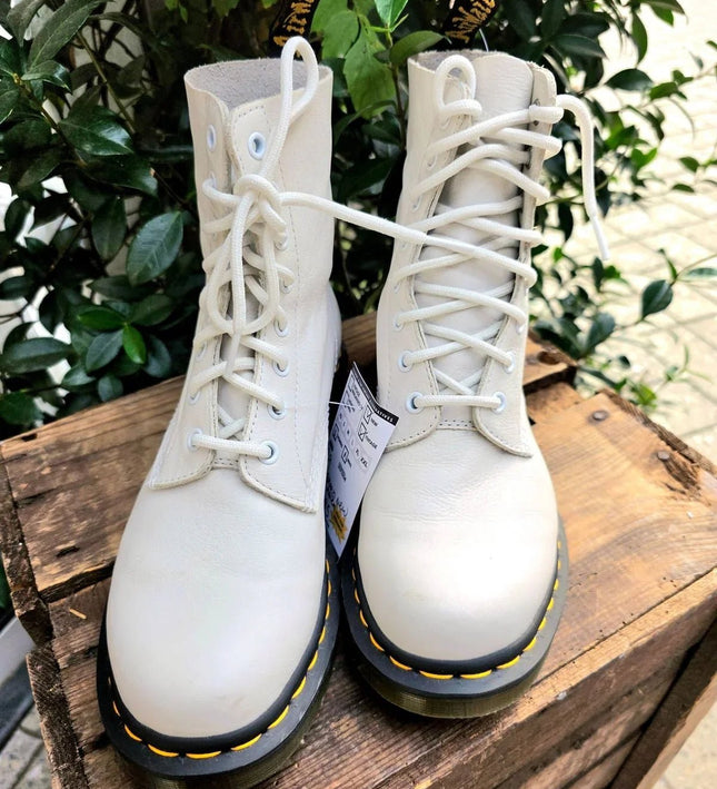 Brand New Dr. Martens 1460 Pascal Virginia Ankle Boots - Yatva