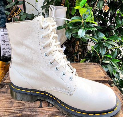 Brand New Dr. Martens 1460 Pascal Virginia Ankle Boots - Yatva