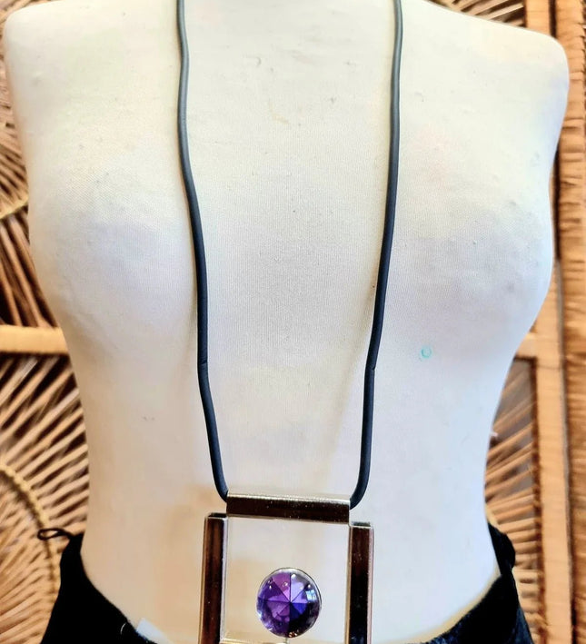 Brand New Handmade Pendant Necklace - Yatva
