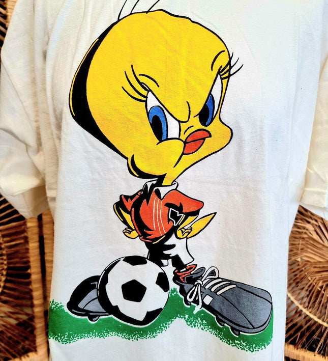 Brand New RARE Vintage 80s Deadstock Looney Tunes Tweety T-shirt - Yatva