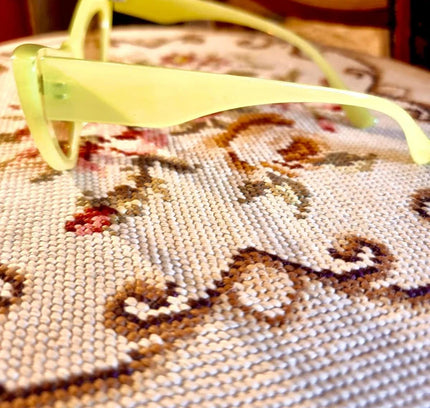 Brand New Retro Catseye Sunglasses - Yatva