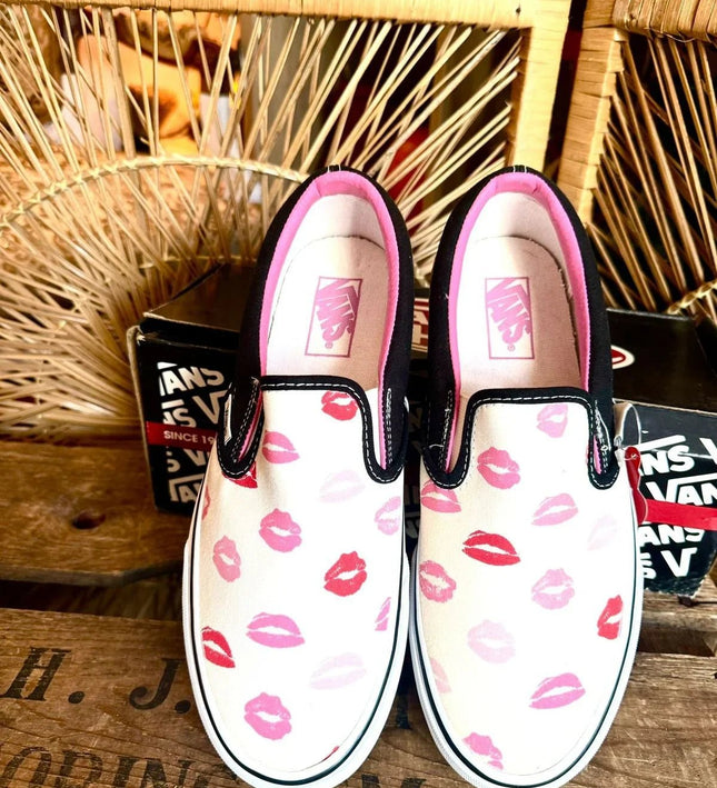 Brand New Vans Slip On Multi Lips Kiss Skate Shoes - Yatva