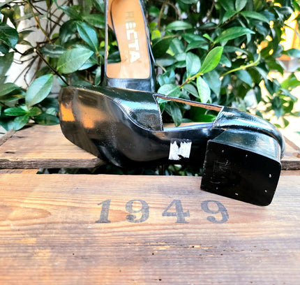 Brand New Vintage 50's / 60's Deadstock Recta Shoes - Yatva