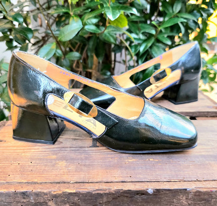 Brand New Vintage 50's / 60's Deadstock Recta Shoes - Yatva