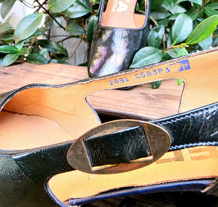 Brand New Vintage 50's / 60's Deadstock Recta Shoes - Yatva
