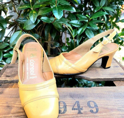 Brand New Vintage 60´s / 70´s Deadstock Doreal Slingback Shoes - Yatva