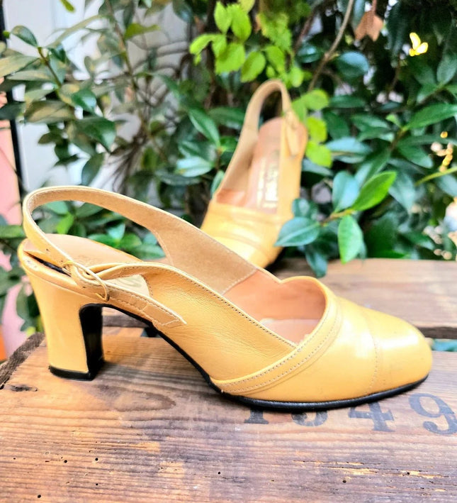 Brand New Vintage 60´s / 70´s Deadstock Doreal Slingback Shoes - Yatva