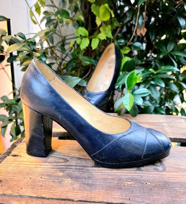 Brand New Vintage Deadstock 60's / 70's Recta Heel Shoes - Yatva