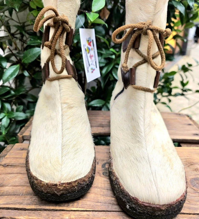 Brand New Vintage Deadstock 60's / 70's St. Moritz Ankle Boots - Yatva