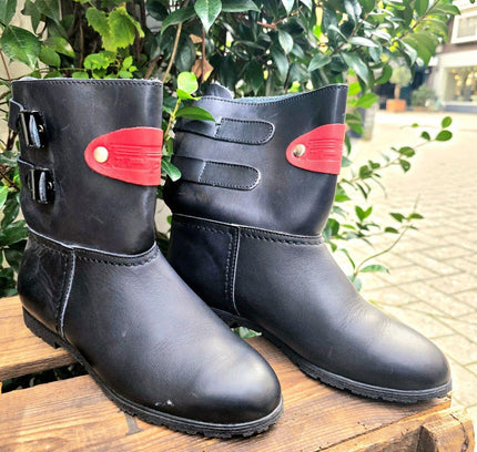 Brand New Vintage Deadstock Peed Ankle Boots - Yatva