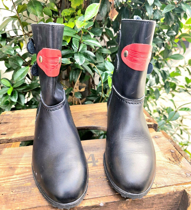 Brand New Vintage Deadstock Peed Ankle Boots - Yatva