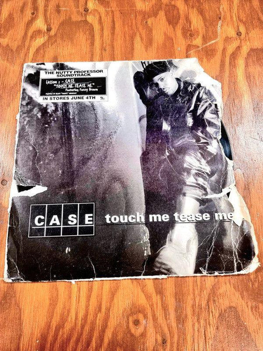 Case – Touch Me Tease Me - Yatva