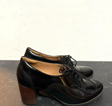 Clarks 20's Style Oxford Shoes - Yatva