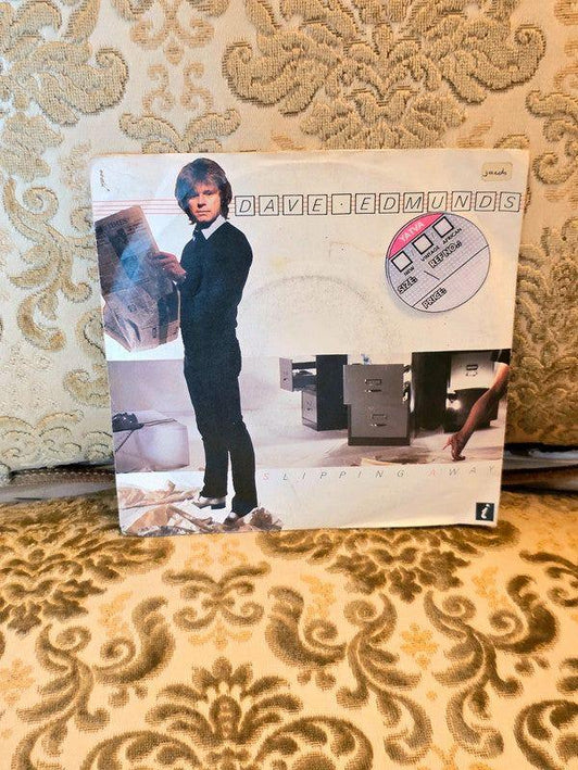 Dave Edmunds – Slipping Away Vinyl Record - Yatva