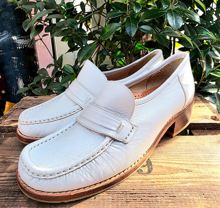 Deadstock Brand New 80's Avang Mocassin Shoes - Yatva