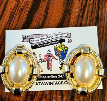 Deadstock Brand New Vintage 80s Clip - on Earrings - Yatva