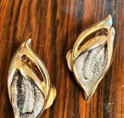 Deadstock Brand New Vintage 80s Clip - on Earrings - Yatva