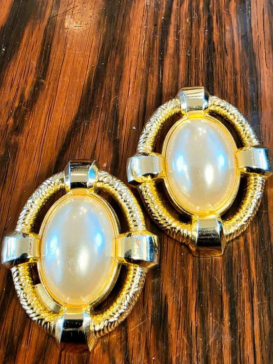 Deadstock Brand New Vintage 80s Clip - on Earrings - Yatva