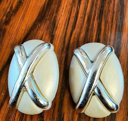 Deadstock Brand New Vintage 80s Clip - on Earrings - Yatva