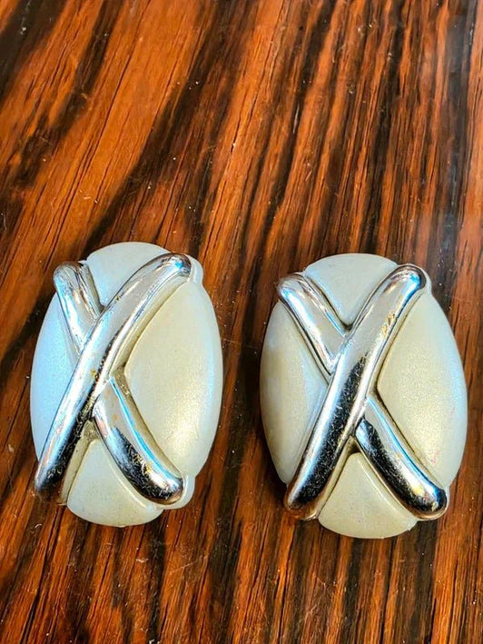 Deadstock Brand New Vintage 80s Clip - on Earrings - Yatva