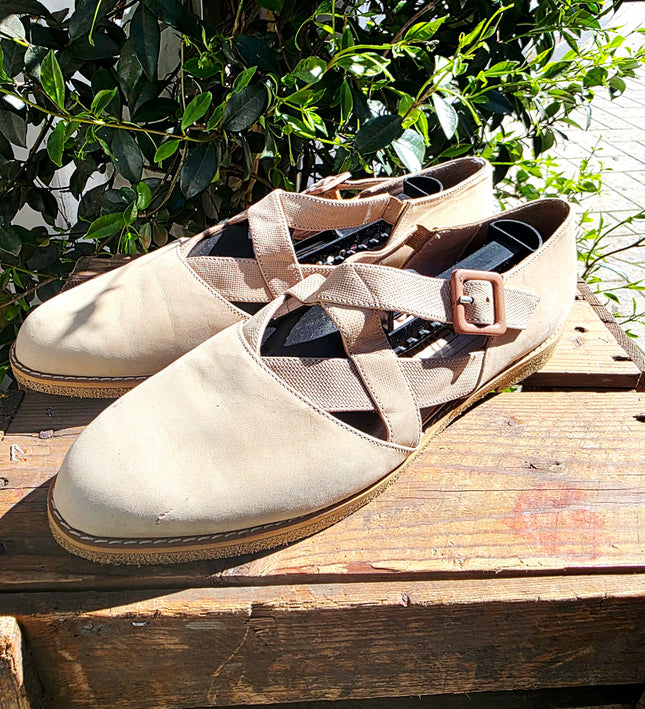 Deadstock Vintage Brand New 80s / 90s Pour - Elle Leather Strappy Shoes - Yatva