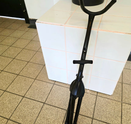 Dixon Professional Alto/Tenor Saxophone Stand – Folding Tripod - Yatva