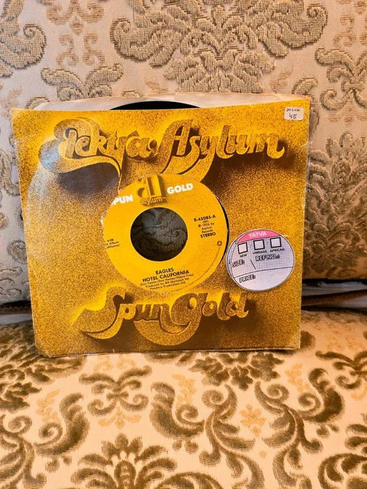 Eagles – Hotel California / New Kid In Town Vinyl - Yatva