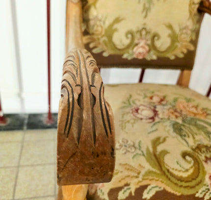 Exquisite 19th - Century French - Style Tapestry Armchair - Yatva