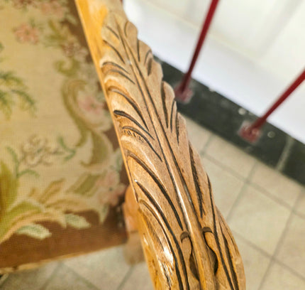 Exquisite 19th - Century French - Style Tapestry Armchair - Yatva