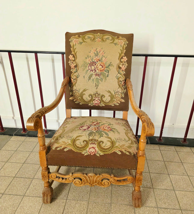 Exquisite 19th - Century French - Style Tapestry Armchair - Yatva