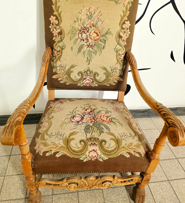 Exquisite 19th - Century French - Style Tapestry Armchair - Yatva