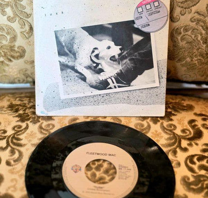 Fleetwood Mac – Tusk Vinyl Record - Yatva