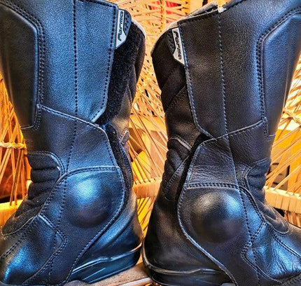 Forma Biker Boots - Yatva
