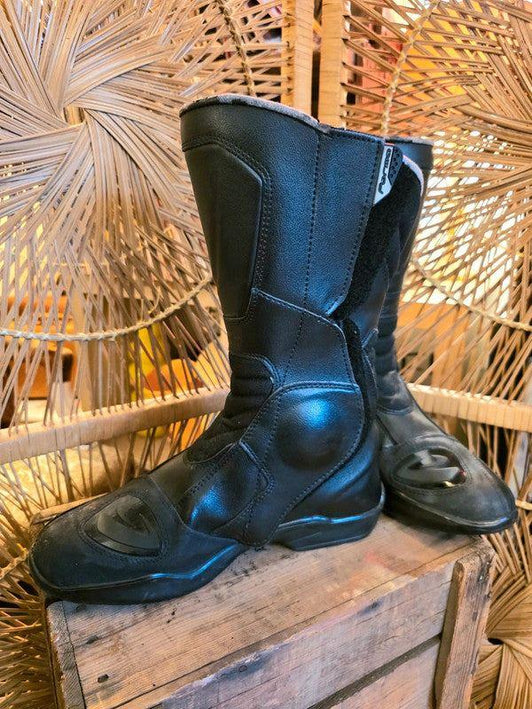 Forma Biker Boots - Yatva
