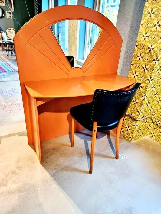Iconic Jaime Tresserra "Butterfly" Desk (1988) - Yatva