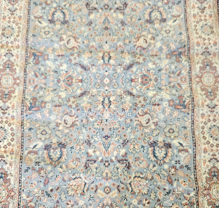 Kashan Traditional Medallion Area Rug – Ice Blue & Terracotta (140cm x 195cm) - Yatva