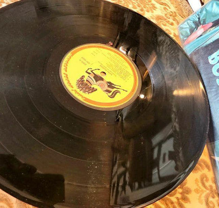 Keni Burke – Keni Burke Vinyl Record - Yatva