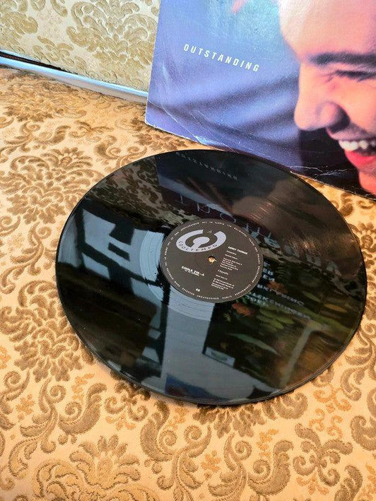 Kenny Thomas – Outstanding Vinyl Record - Yatva