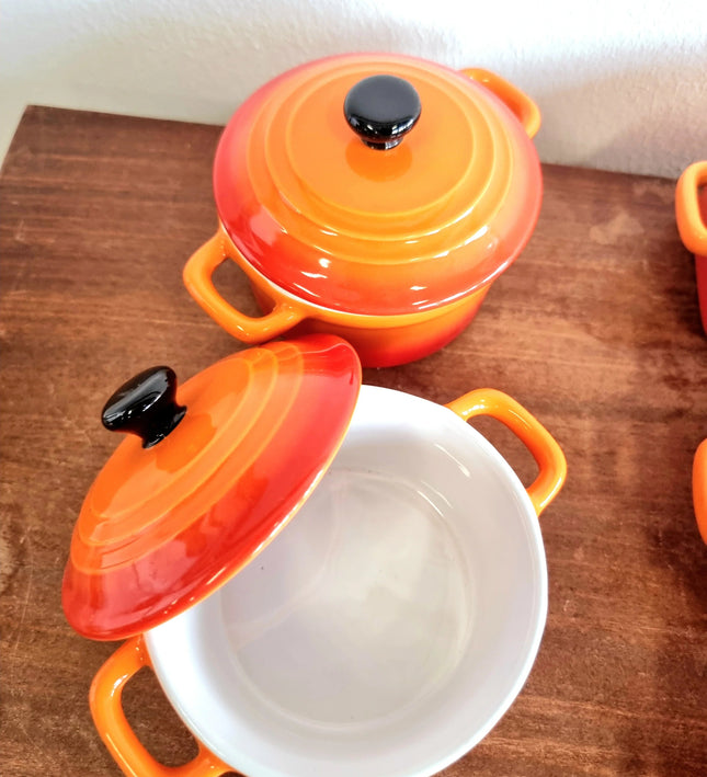 Le Creuset Mini Round Cocottes (Set of 2) - Yatva